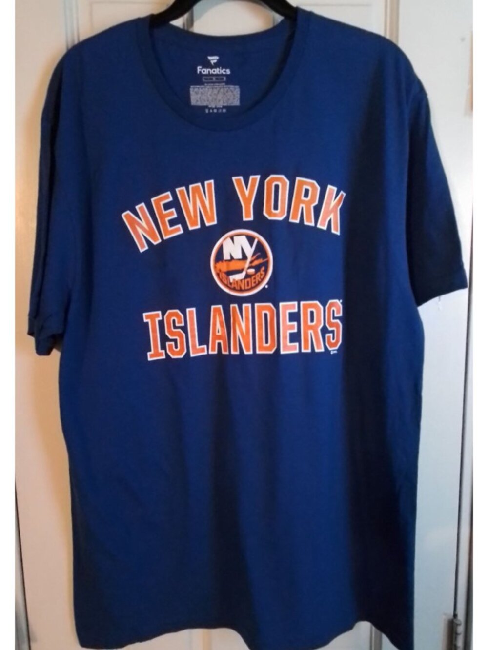 New York Islanders Fanatics Mens Blue Graphic T-Shirt Size L 100% Cotton